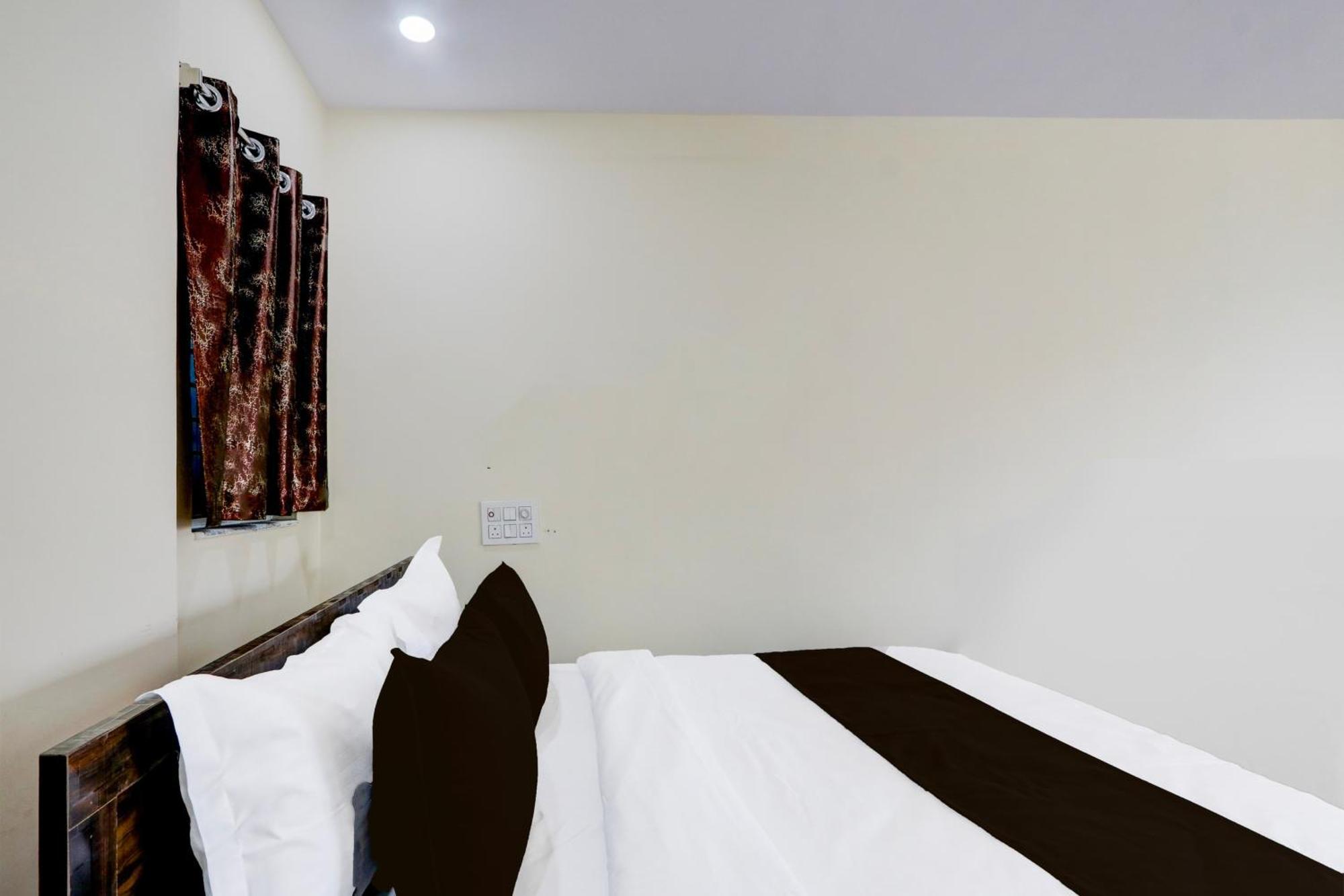 Hotel O Gk Grand Bibinagar Kültér fotó