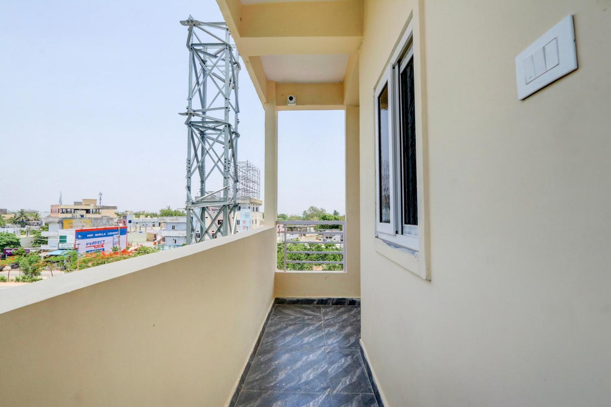 Hotel O Gk Grand Bibinagar Kültér fotó